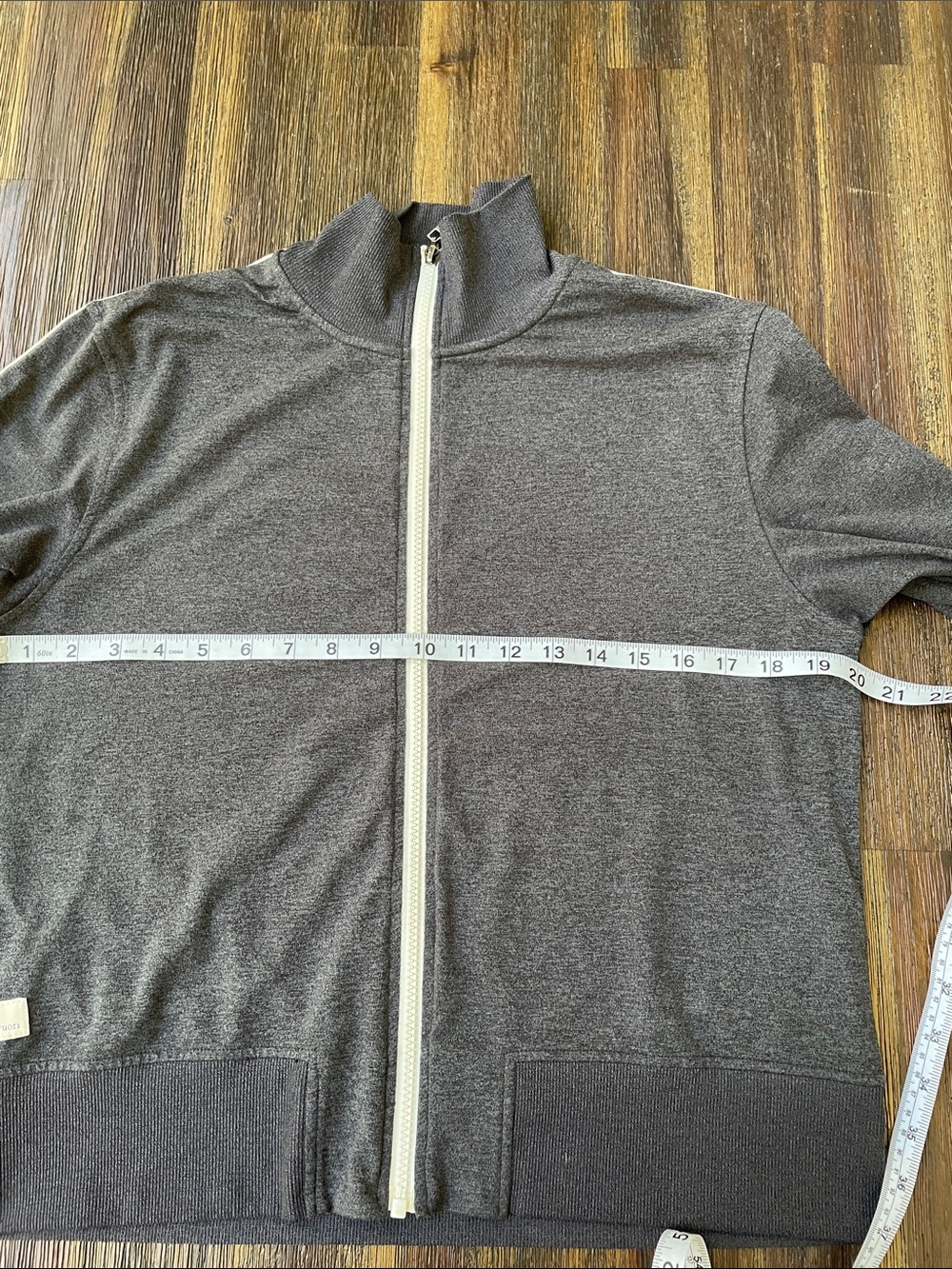 Vuori Eclipse Track Jacket Heather Gray Zip UP Sz M EUC - Picture 6 of 7